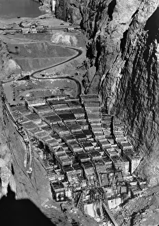 Resource: Construction of the Hoover Dam, 1933
