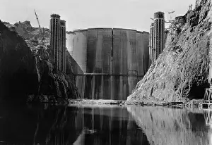 Resource: Construction of the Hoover Dam, 1935