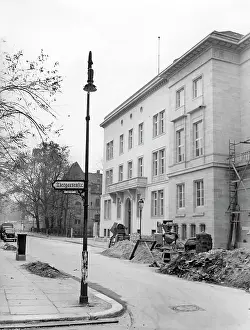 Approx: Construction in the new embassy district, approx. 1940
