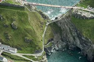 Tintagel: Construction of new Tintagel Castle footbridge, Cornwall