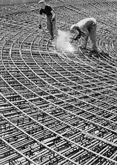 Aluminium: Construction of the Pavlodar Aluminium Plant