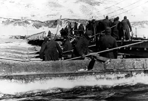 Sappers: Construction of a pioneer bridge on the Eastern Front, 1941