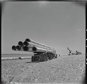 Compressor: Construction, pipe, pipeline, truck