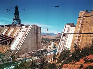 Responsible: Construction of the Shasta Dam in California, 1942