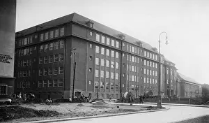 Apartments: Construction site in Vienna, 1932