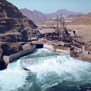 Morev: Construction of Tash-Kumyr hydroelectric power station, 1985