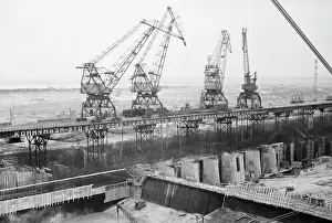 Volgograd: Construction of the Volgograd hydroelectric power station