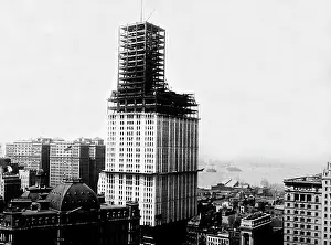 Woolworth: Construction of the Woolworth Building, New York