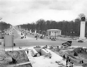 Roundabout: Construction work on the East-West axis in Berlin, 1939