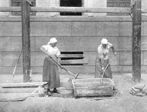 Freshly: Construction workers in Munich, 1904
