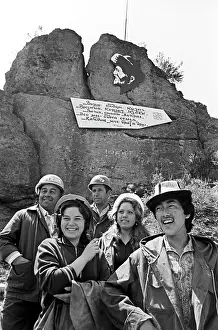 Sadchikov: Constructors of Toktoghul hydroelectric station, 1977