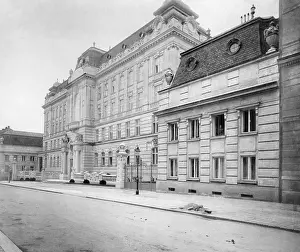 Consular: Consular Academy in Vienna, 1904
