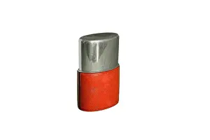 Receptacle: Container for folding picnic set