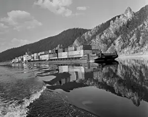 Lena: Container ship on Lena River
