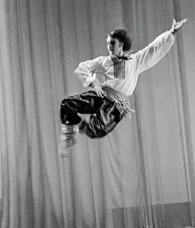 Dances: Contrasty Ensemble