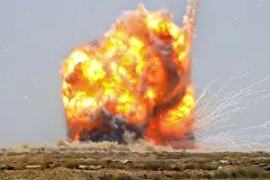 Bslo: A controlled detonation of captured explosives ?
