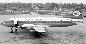 Gatwick: Convair CV-640 PH-MAL