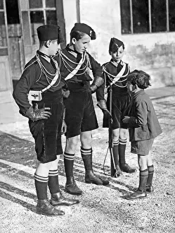 Larger: Conversation with young people from the Balilla, 1928