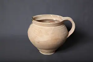 Blary: Cooking pot, castle of Chateau-Thierry, Picardy, France