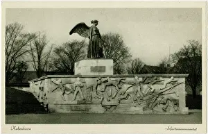Langelinie: Copenhagen, Denamrk - Sofartsmonumentet (Maritime Monument)