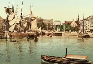 Photoglob: Copenhagen. Harbor with castle ruins. About 1900?