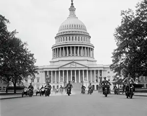 Cops: Cops - Motorcycles - Capitol Building