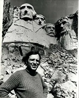 Rushmore: Copy of Mount Rushmore in Lego bricks, Jutland