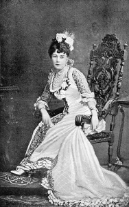Cora: Cora Pearl