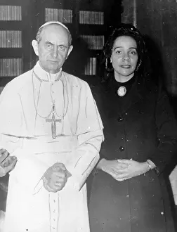 Coretta: Coretta Scott King with Pope Paul, Rome