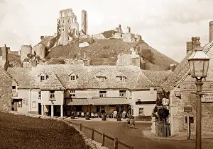 Corfe: Corfe Castle and village