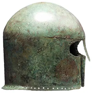 Hoplites: Corinthian helmet