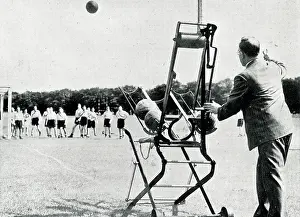 Kick: Corner kick from goal shooting machine