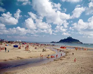 Marazion: Cornwall - Marazion Beach and St. Michael's Mount