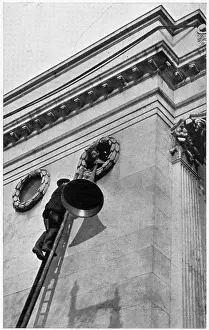 Processional: Coronation 1937 preparations - loud speaker, Marble Arch