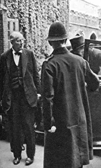 Elizabeths: Coronation Commission's First Meeting