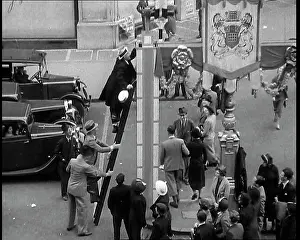 Frying: Coronation of King George VI