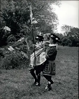Yeomen: Coronation pageant rehearsal, Meadle, Buckinghamshire