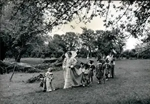 Yeomen: Coronation pageant rehearsal, Meadle, Buckinghamshire