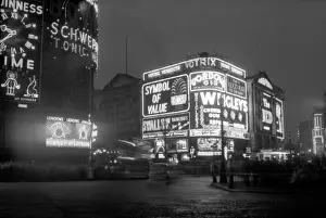 Terence Gallacher: Coronation. Piccadilly Circus at Night