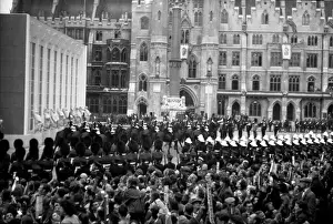 Terence: Coronation. Queen Mothers mounted escort