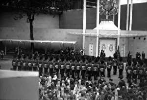 Terence: Coronation.Guard of Honour in place