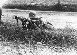 Rangefinder: Corporal of the Reichswehr with rangefinder