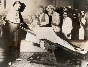 Dillinger: Corpse of American criminal John Dillinger