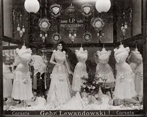 Corsets: Corset, 1909