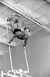 Looping: Cosmonaut Alexei Leonov, 1965