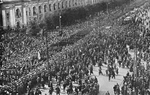 Nevski: Cossacks and crowds during Revolution, Petrograd, Russia
