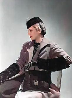 Seams: Costume - Seal Gloves 1935