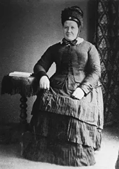 Pleats: COSTUME/WOMEN C.1880
