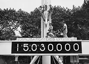 Notification: Count of visitors of the World Exhibition in Paris, 1937