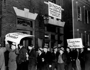 German American: Counter-demonstration at the meeting of the German Ameri